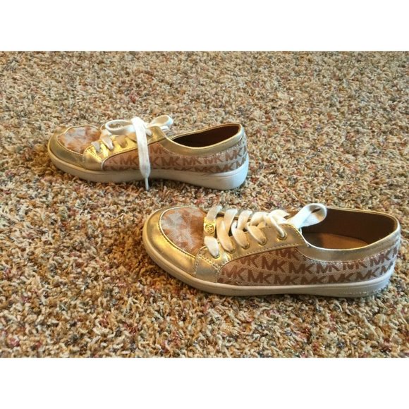 Michael Kors Women's Tan / Gold Lace Up Madeliene - Picture 3 of 8